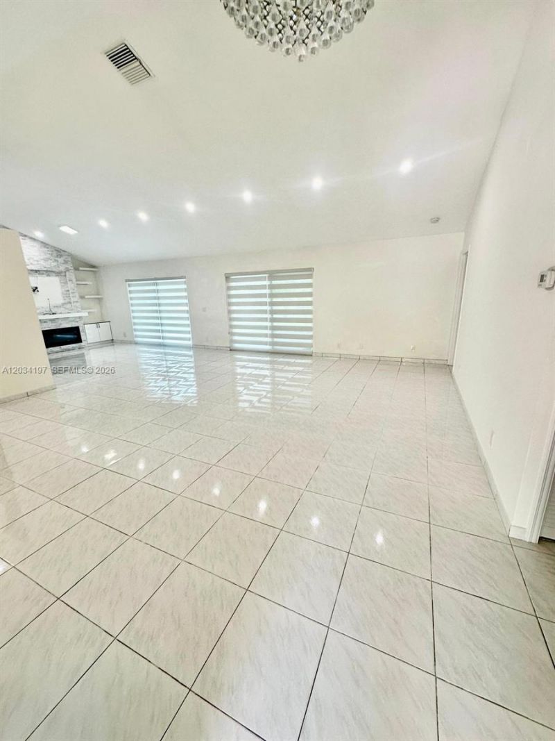 16328 NW 11th St, Pembroke Pines, FL 33028 Photo