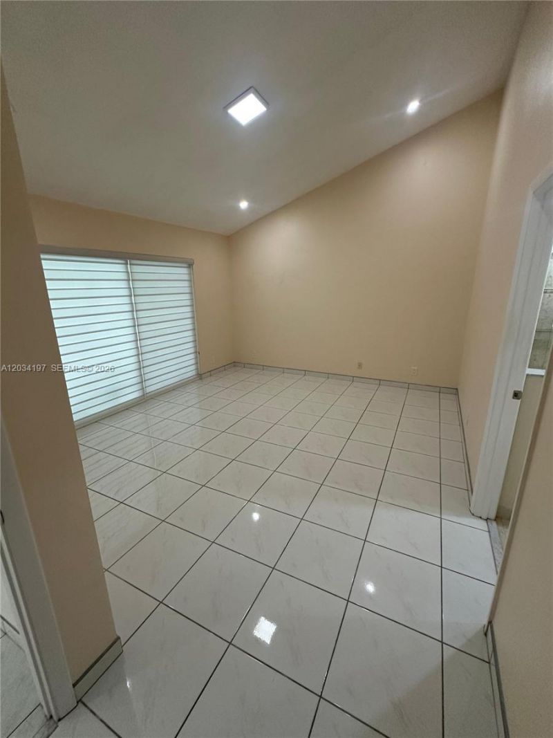 16328 NW 11th St, Pembroke Pines, FL 33028 Photo