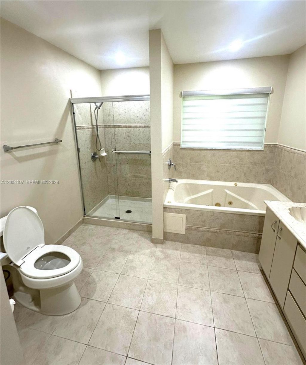 16328 NW 11th St, Pembroke Pines, FL 33028 Photo