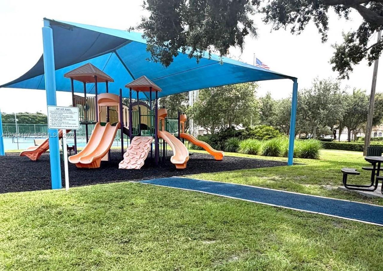 16328 NW 11th St, Pembroke Pines, FL 33028 Photo