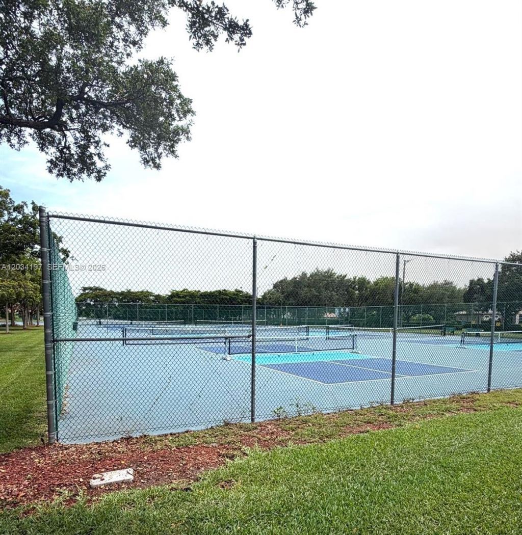16328 NW 11th St, Pembroke Pines, FL 33028 Photo