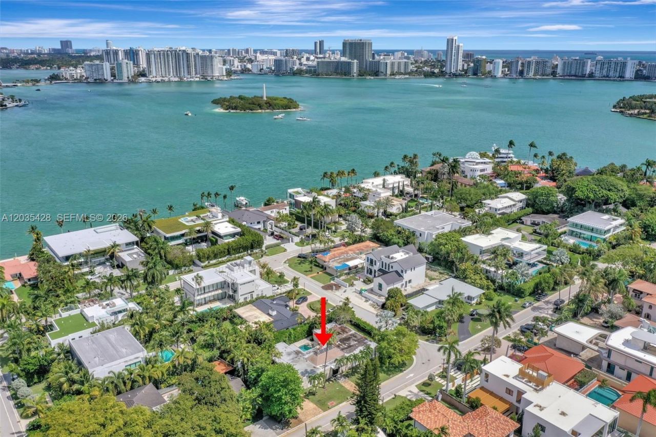 111 S Hibiscus Dr , Miami Beach, FL 33139 Photo