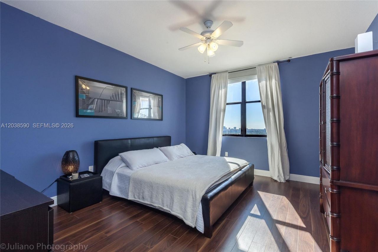 888 S Douglas Rd , Unit 1608, Coral Gables, FL 33134 Photo