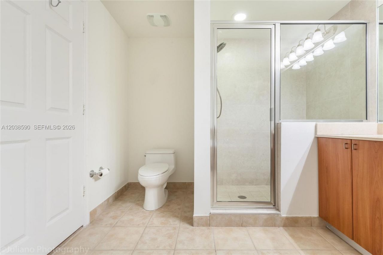 888 S Douglas Rd , Unit 1608, Coral Gables, FL 33134 Photo