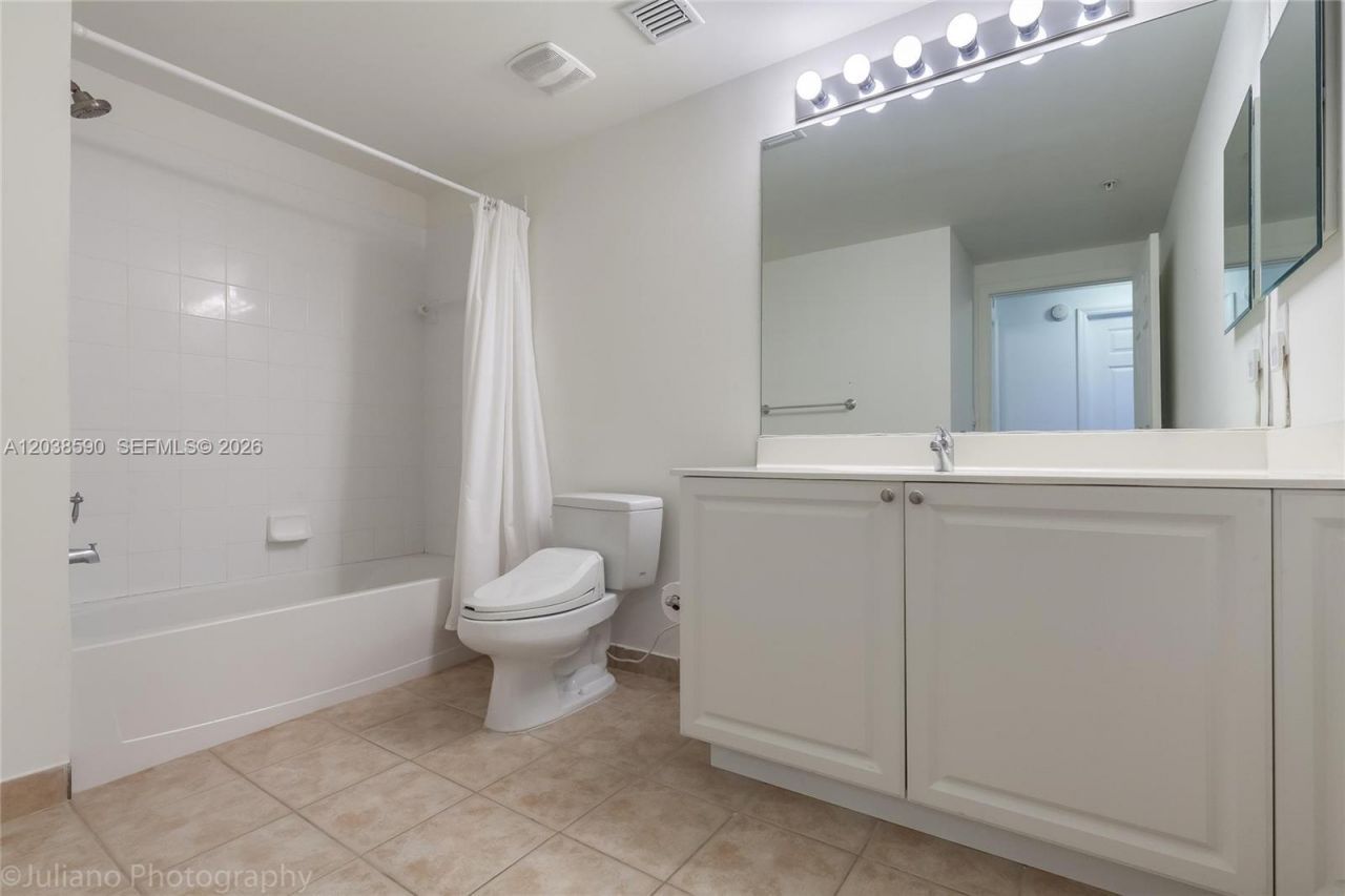 888 S Douglas Rd , Unit 1608, Coral Gables, FL 33134 Photo