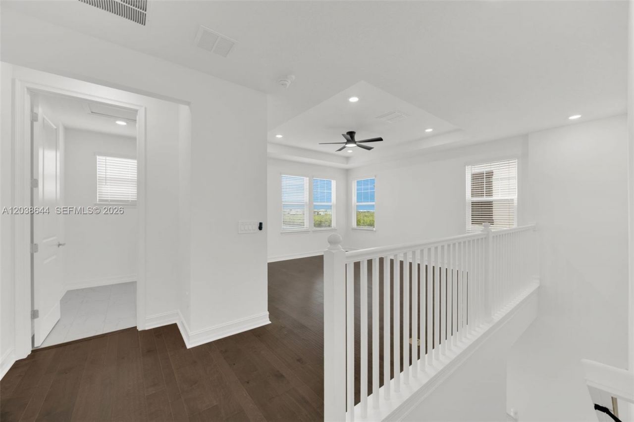 1112 Seagrape Drive , Ruskin, FL 33570 Photo