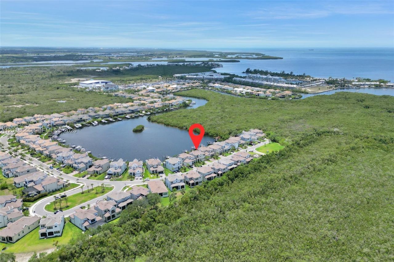 1112 Seagrape Drive , Ruskin, FL 33570 Photo