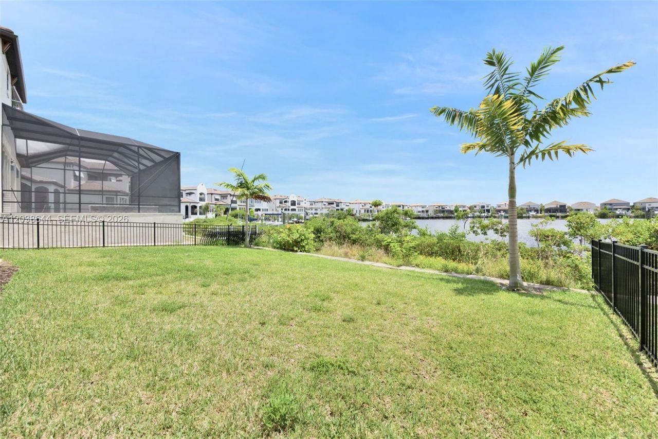 1112 Seagrape Drive , Ruskin, FL 33570 Photo
