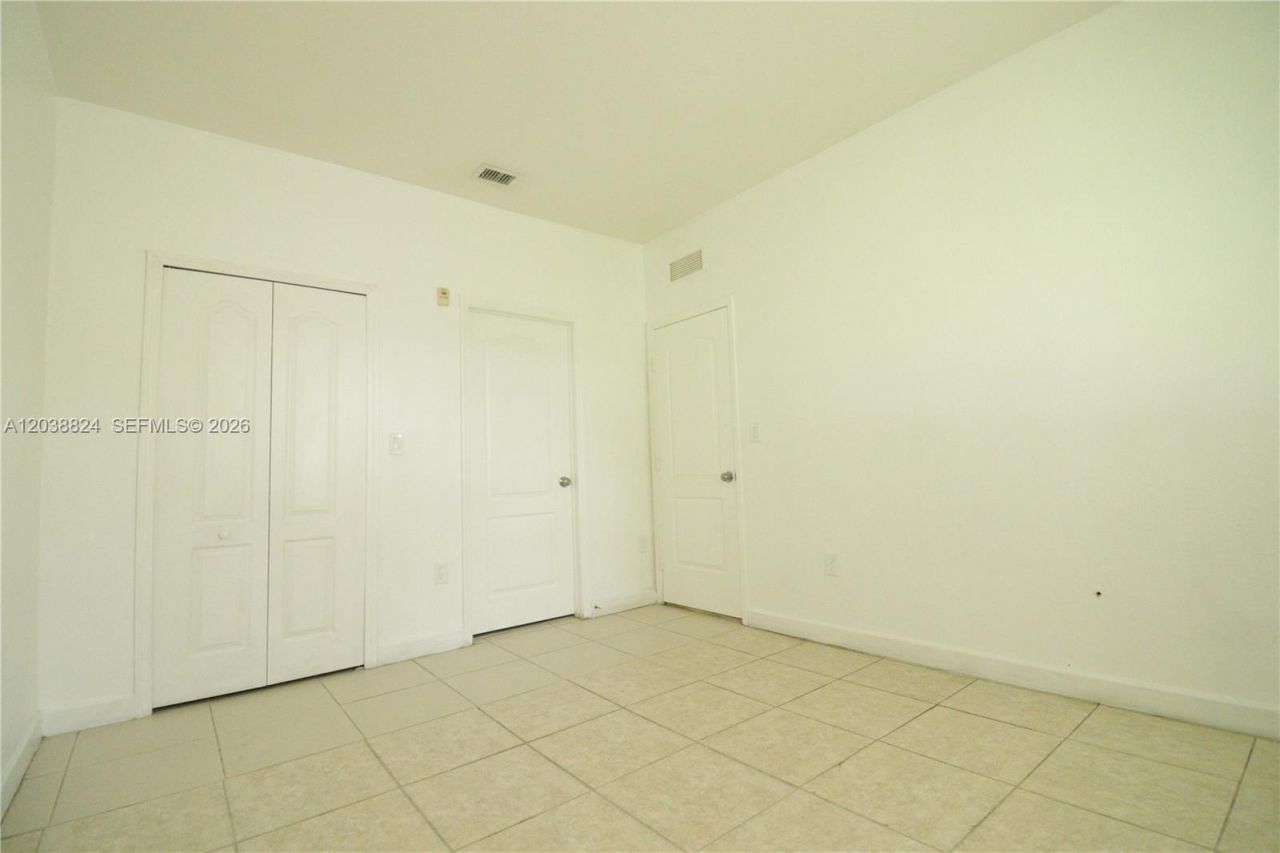 1568 SE 26th St , Unit 206, Homestead, FL 33035 Photo