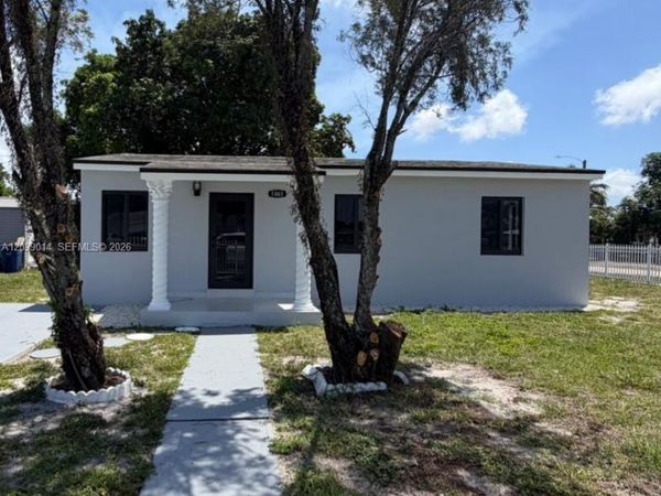 1861 NW 163rd St , Miami Gardens, FL 33054