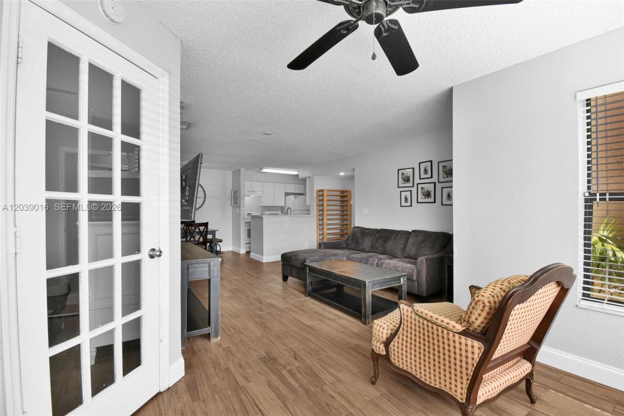 2866 S University Dr, Unit 5105, Davie, FL 33328 Photo