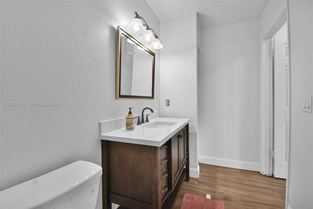 2866 S University Dr, Unit 5105, Davie, FL 33328 Photo