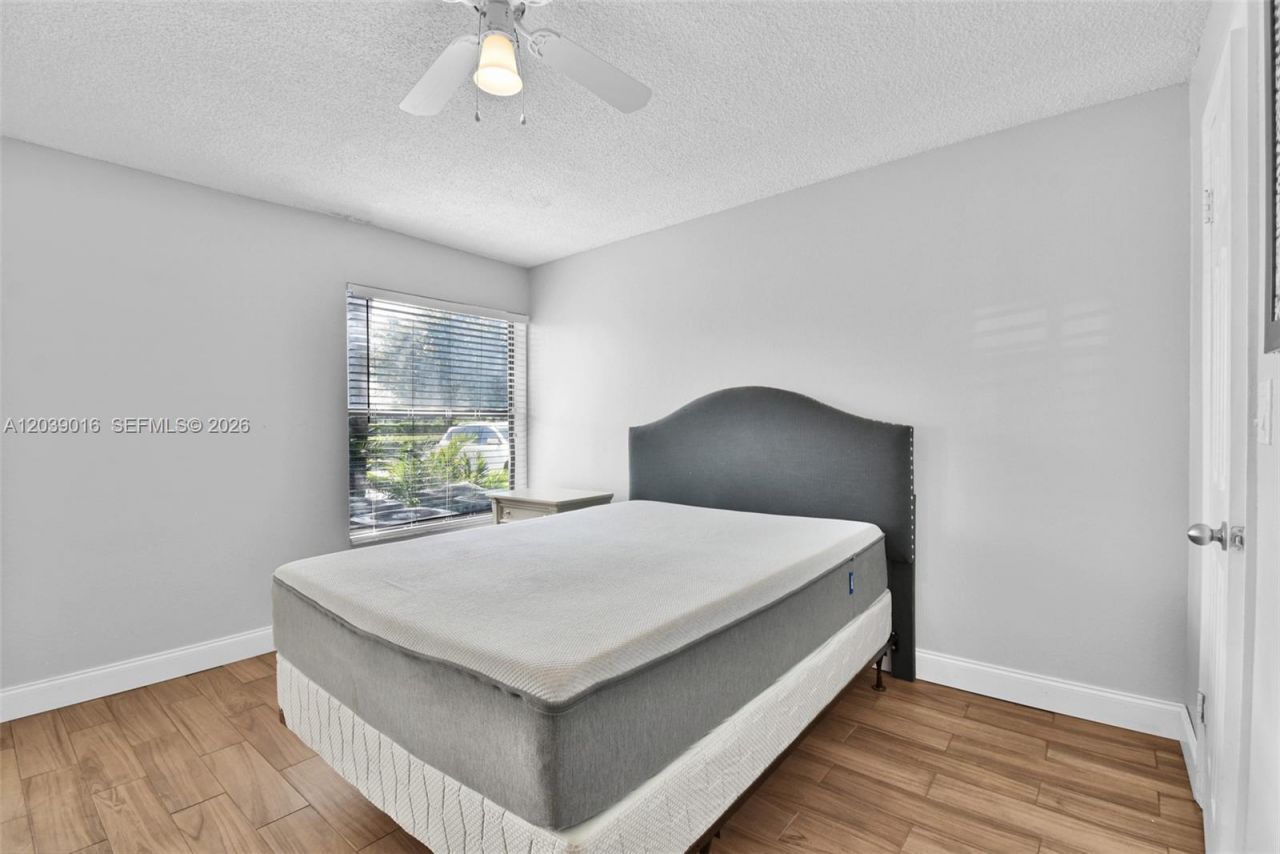2866 S University Dr, Unit 5105, Davie, FL 33328 Photo