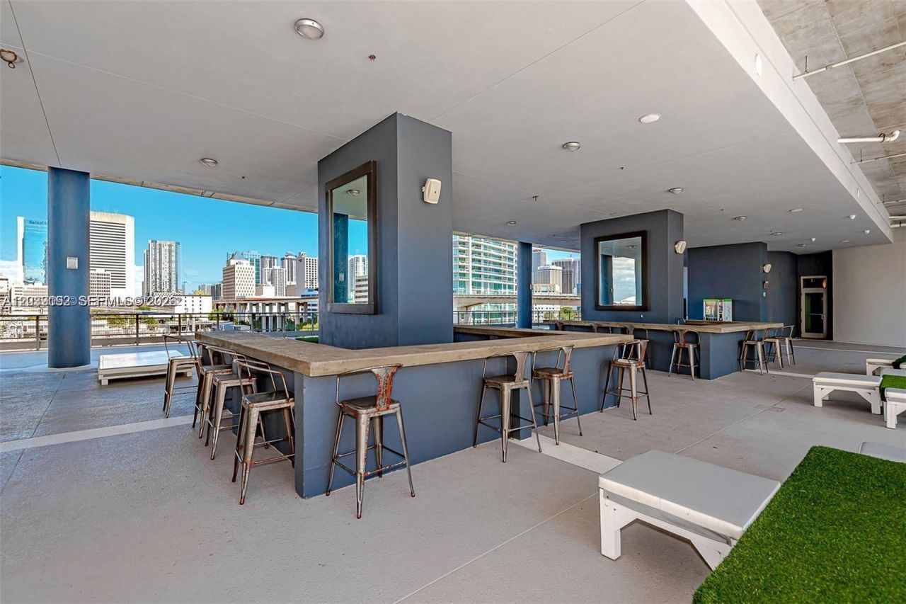 690 SW 1st Ct , Unit 2328, Miami, FL 33130 Photo
