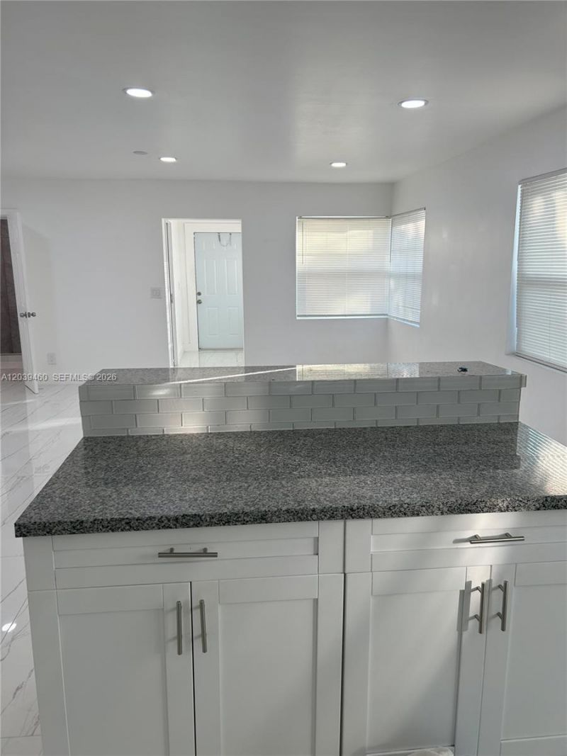 Please Call For Address, Miami, FL 33161 Photo