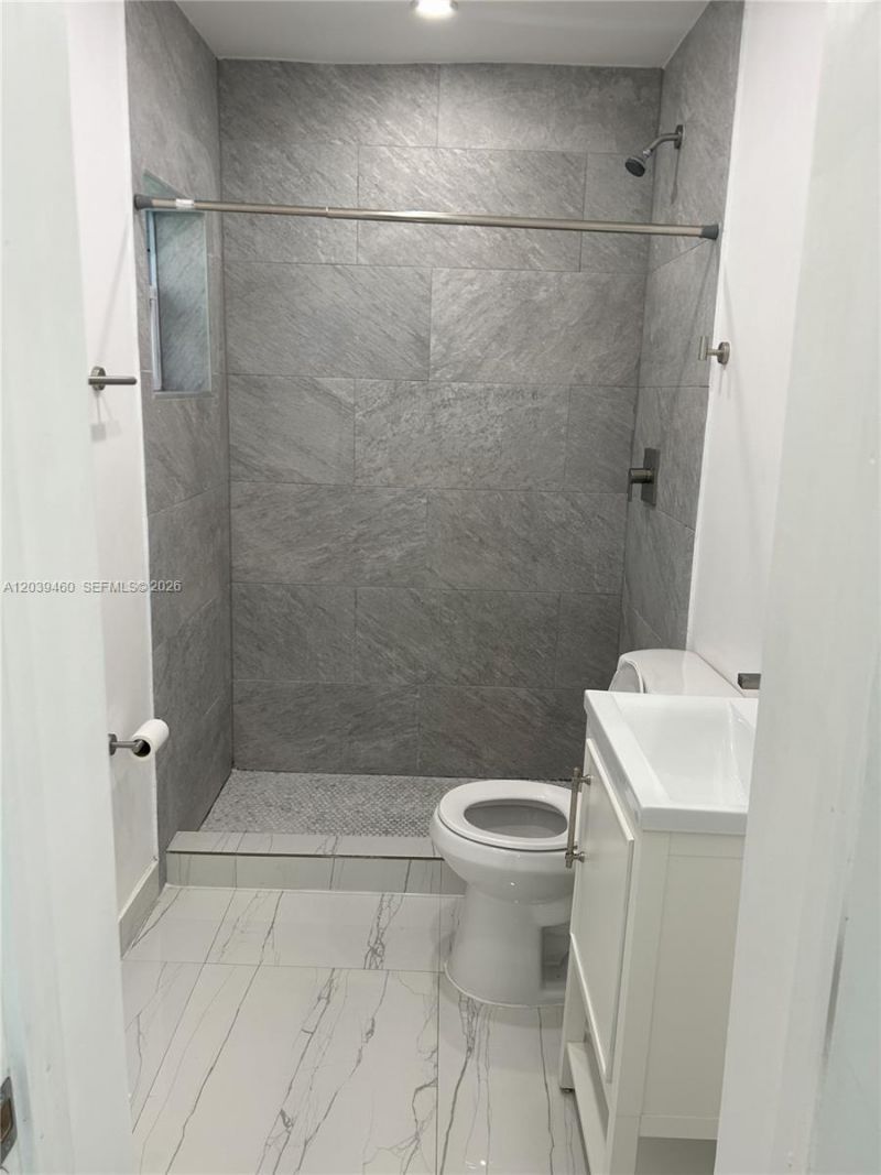Please Call For Address, Miami, FL 33161 Photo