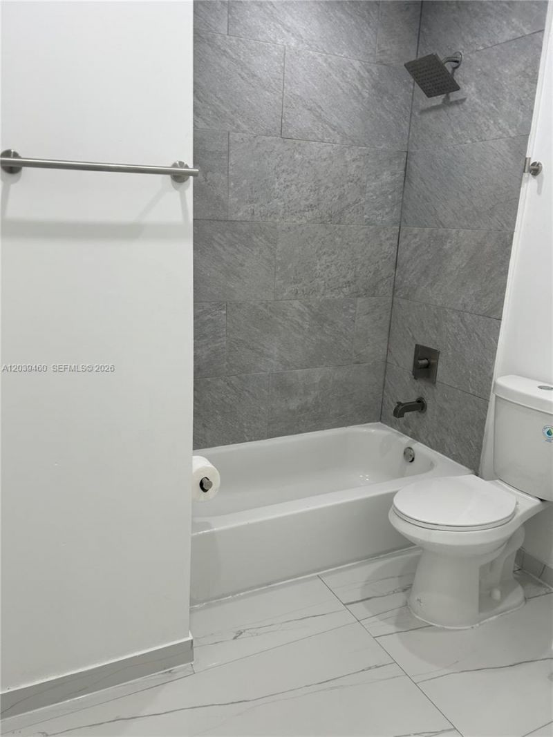 Please Call For Address, Miami, FL 33161 Photo