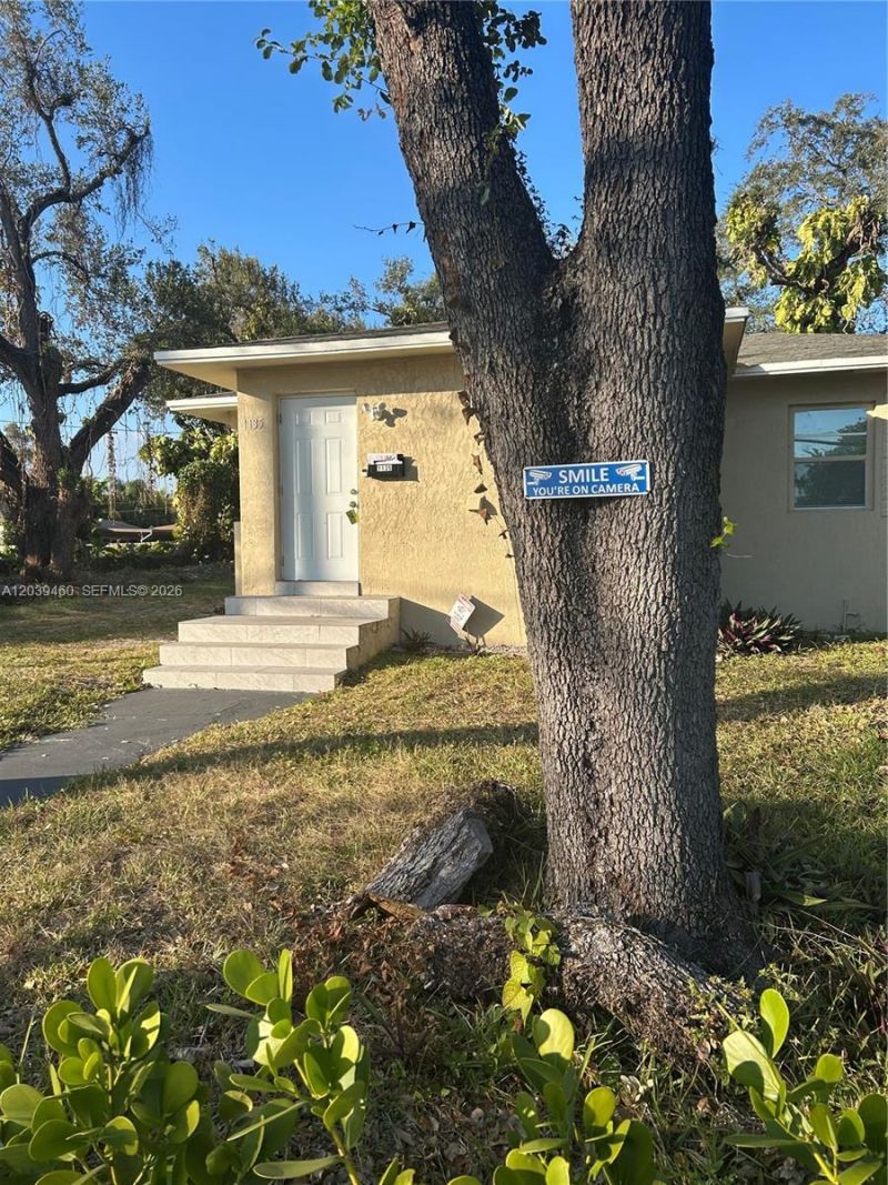 Please Call For Address, Miami, FL 33161 Photo