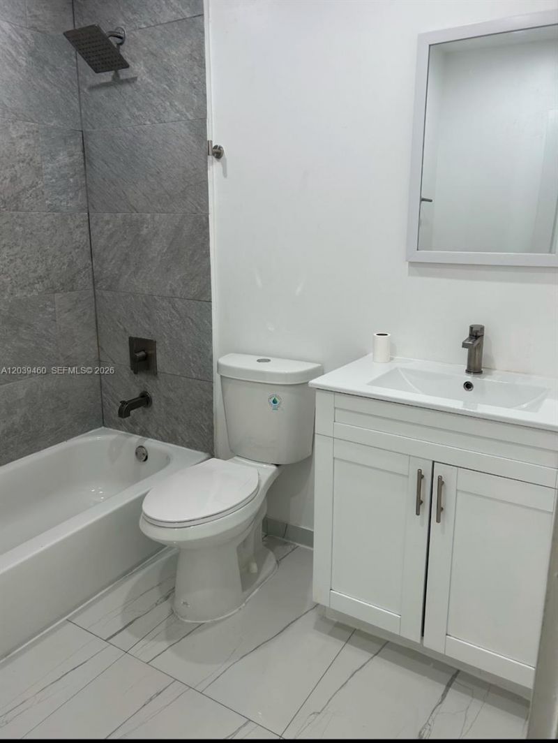 Please Call For Address, Miami, FL 33161 Photo