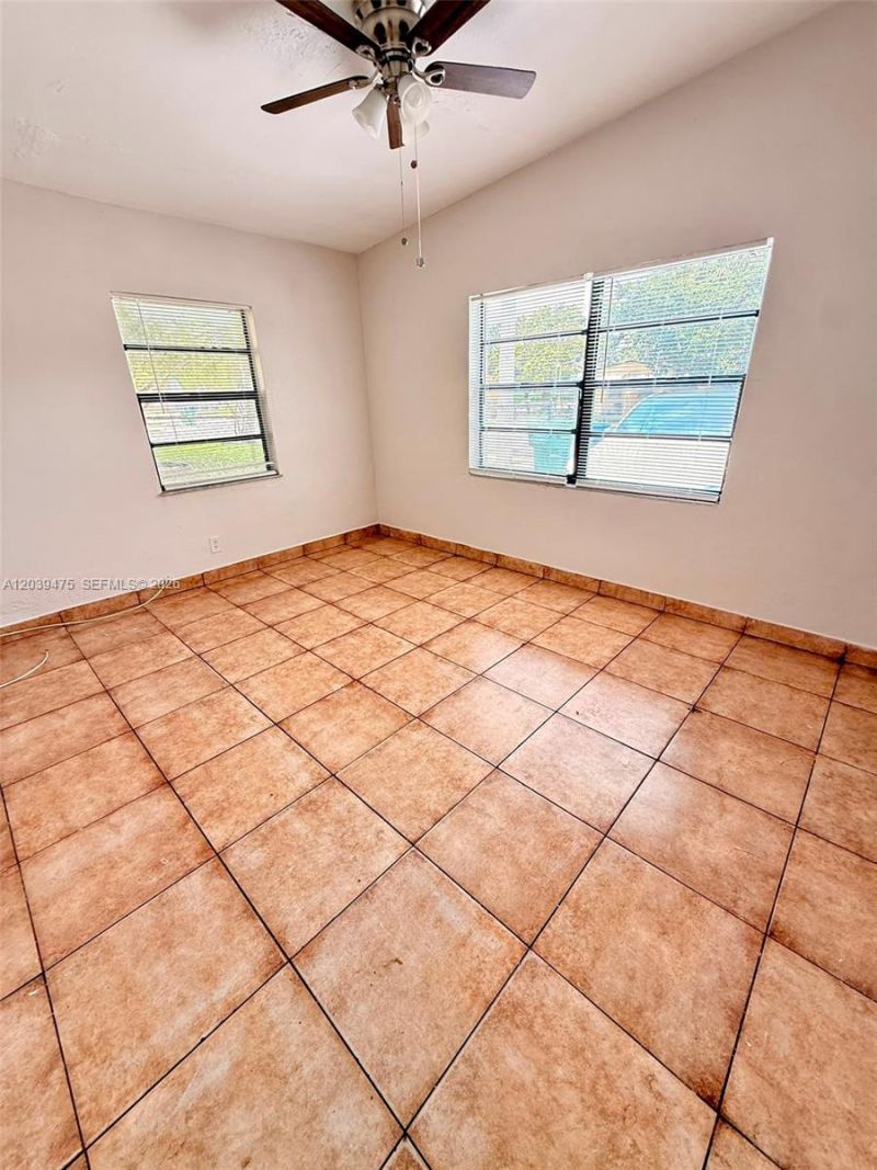 204 NW 28th Ave , Unit Front, Fort Lauderdale, FL 33311 Photo