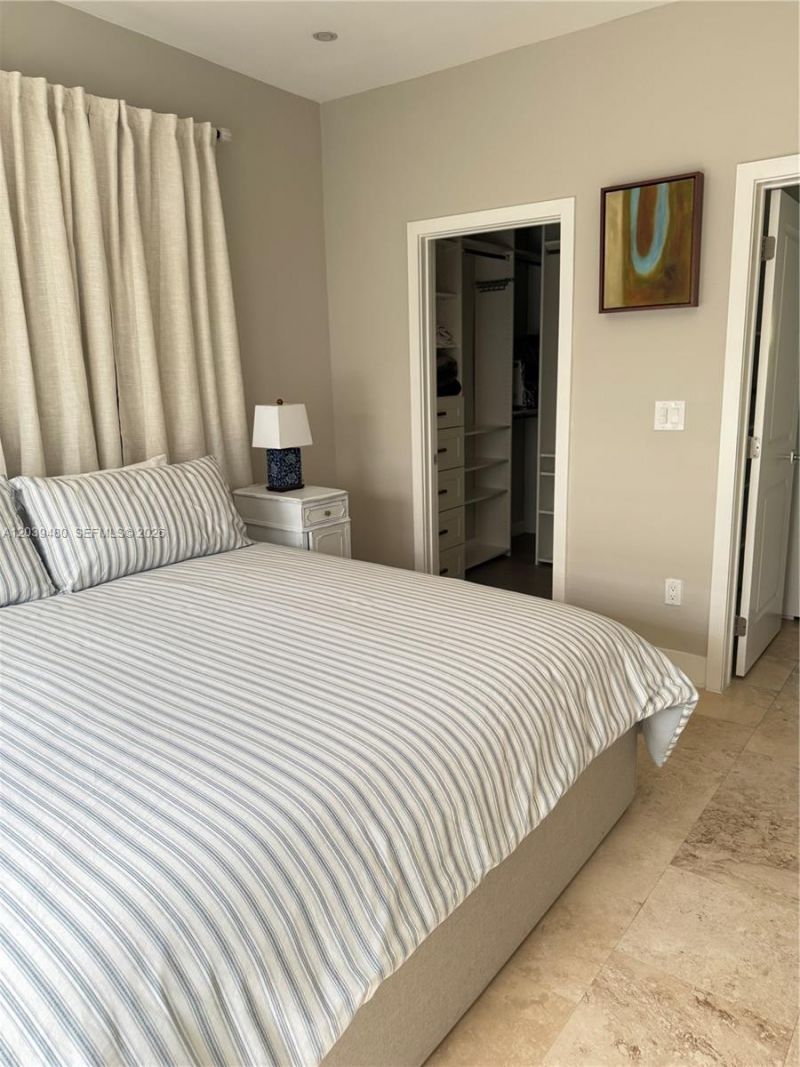 2434 SW 15th St, Unit 2434, Miami, FL 33145 Photo
