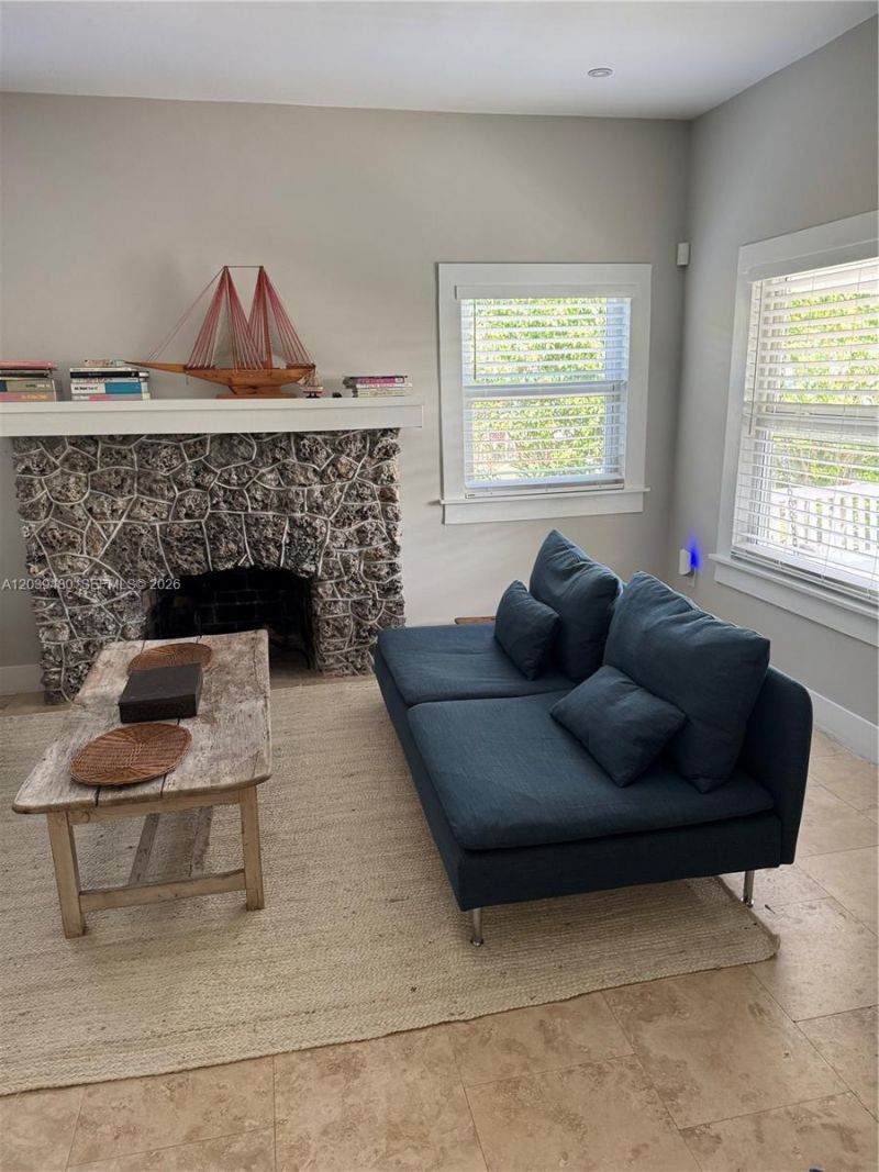 2434 SW 15th St, Unit 2434, Miami, FL 33145 Photo