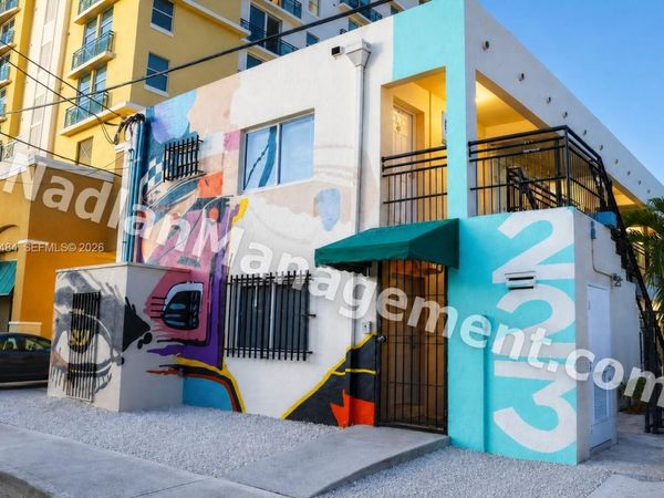 223 NW 12th St , Unit 4, Miami, FL 33136
