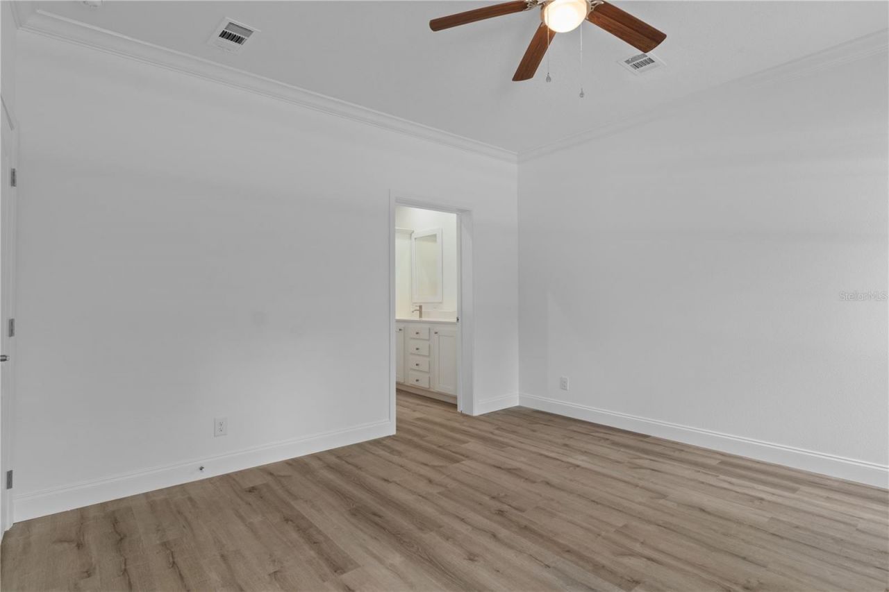 14249 E Razorbill Avenue , Weeki Wachee, FL 34614 Photo