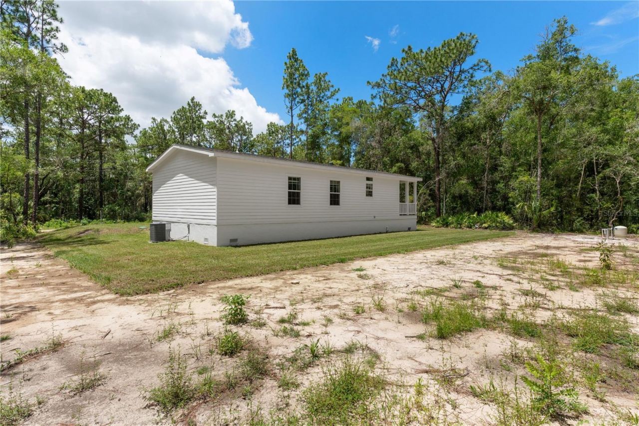 14249 E Razorbill Avenue , Weeki Wachee, FL 34614 Photo