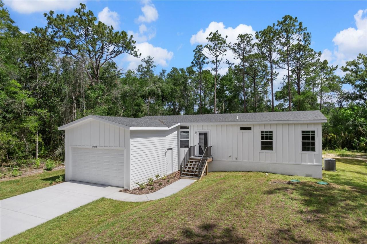 14249 E Razorbill Avenue , Weeki Wachee, FL 34614 Photo
