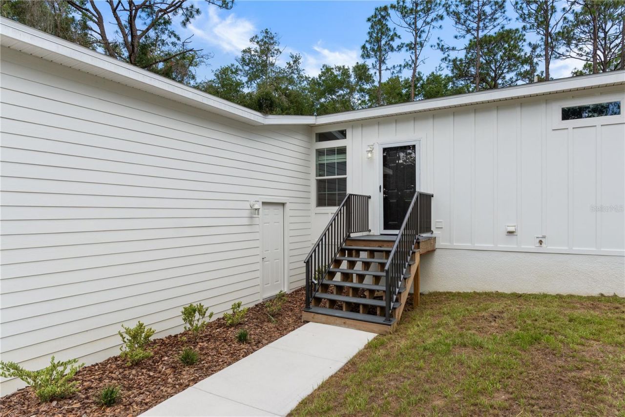 14249 E Razorbill Avenue , Weeki Wachee, FL 34614 Photo