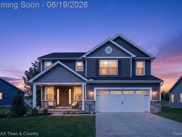 13148 River Rock Pass, Fenton Twp, MI 48451
