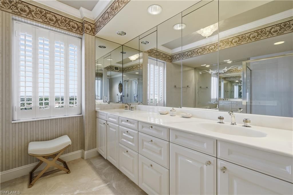 8990 Bay Colony Dr, Unit 901, Naples, FL 34108 Photo