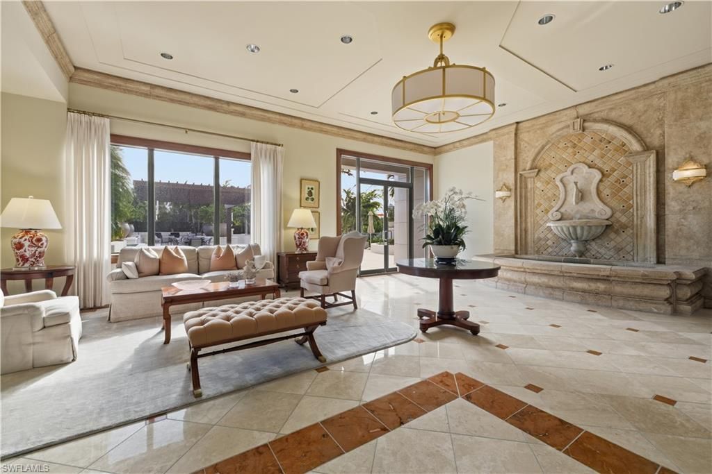8990 Bay Colony Dr, Unit 901, Naples, FL 34108 Photo