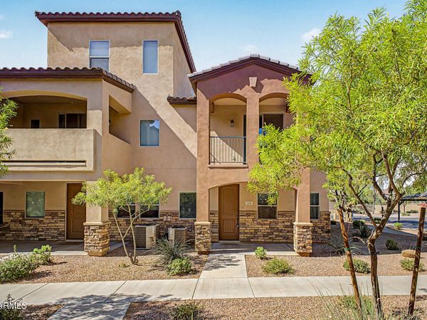 2821 S SKYLINE, Unit 116, Mesa, AZ 85212