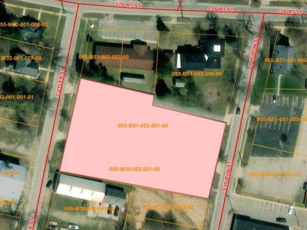 L 1-2 4-p7 Huron Street, Cheboygan, MI 49721