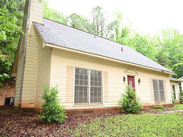 5244 Overbrook Road , Tuscaloosa, AL 35405