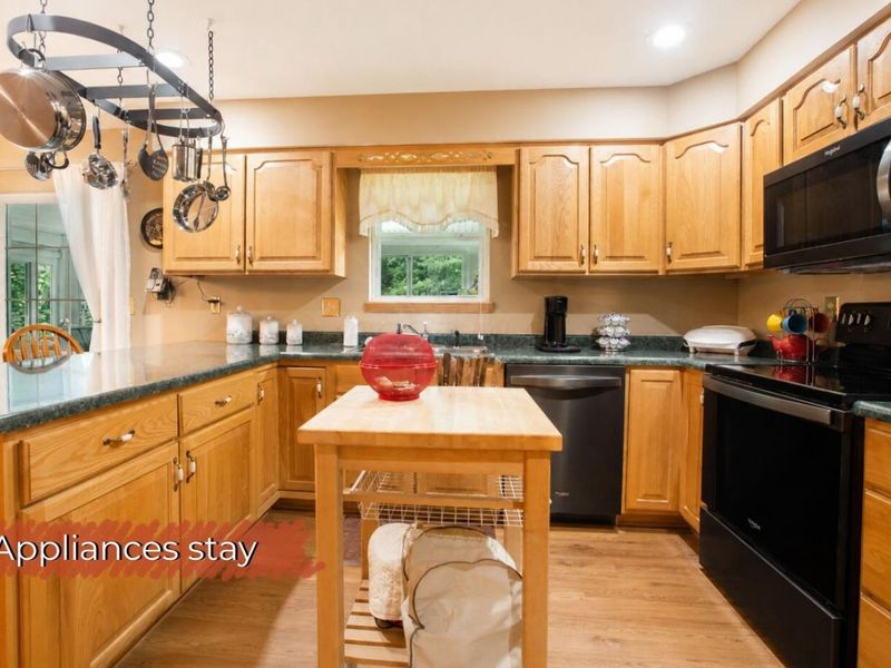 894 Winesap Drive, Howard, OH 43028 Photo 12