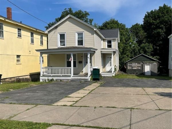 139 W Schuyler Street , Oswego, NY 13126