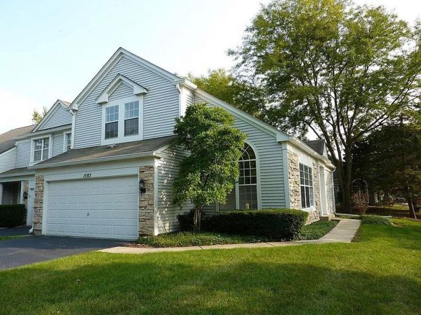1585 Regan Court, Hoffman Estates, IL 60192
