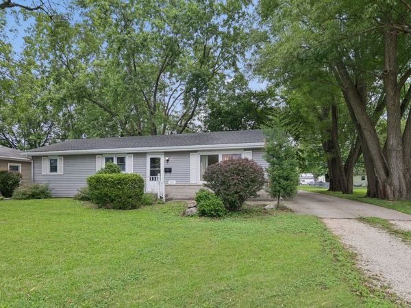660 Jonette Avenue , Bradley, IL 60915