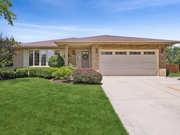 7006 Coachwood Trail , Tinley Park, IL 60477