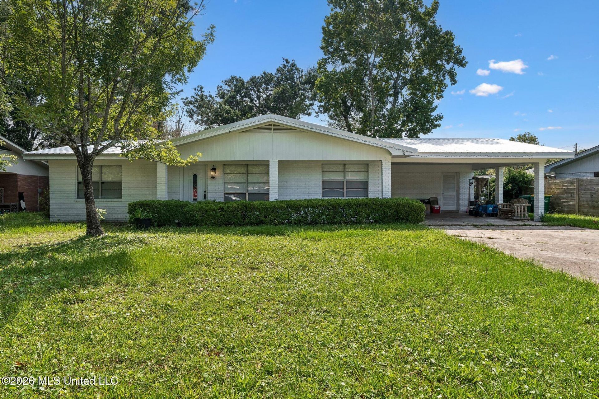 6248 Tennyson Drive, Ocean Springs, MS 39564 Main Photo