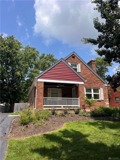 211 Wiltshire Boulevard, Oakwood, OH 45419 Main Photo