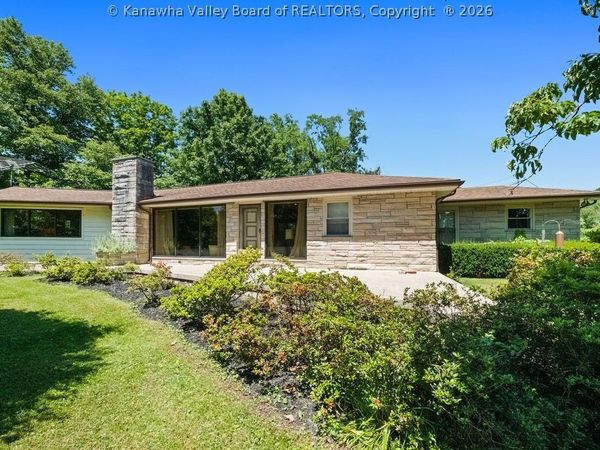 315 Dewey Drive, St Albans, WV 25177