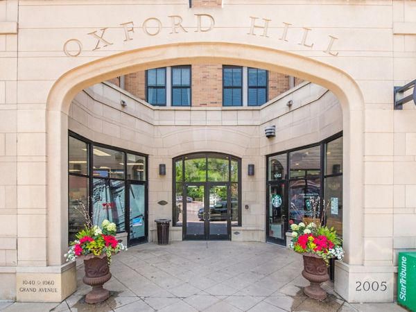 1060 Grand Avenue, Unit 307, Saint Paul, MN 55105