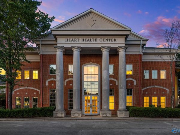201 E Dr Hicks Boulevard, Florence, AL 35630
