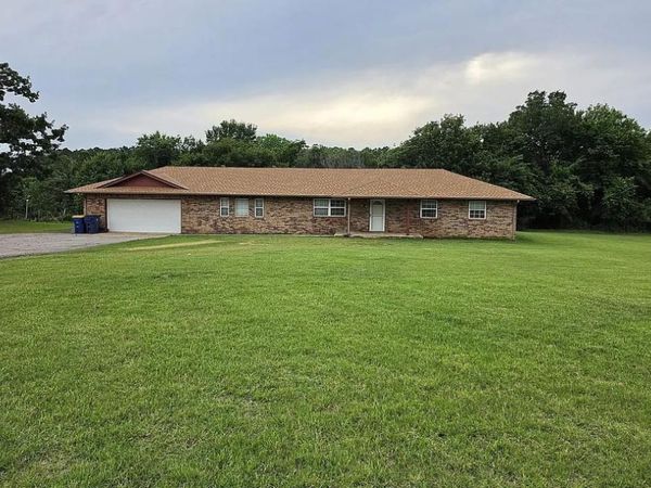 2905 N Henney Road, Choctaw, OK 73020