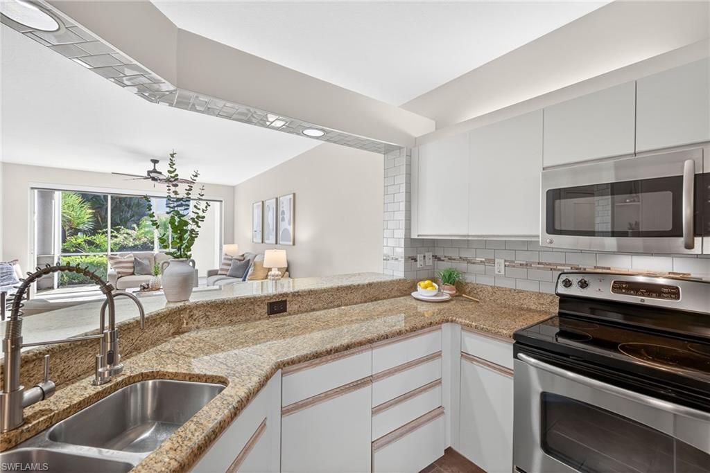 7100 Barrington Cir, Unit 101, Naples, FL 34108 Photo
