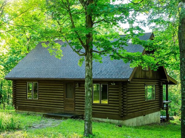 825 County Road F, Hollandale, WI 53544